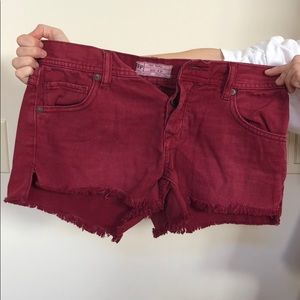 Red Jean shorts!